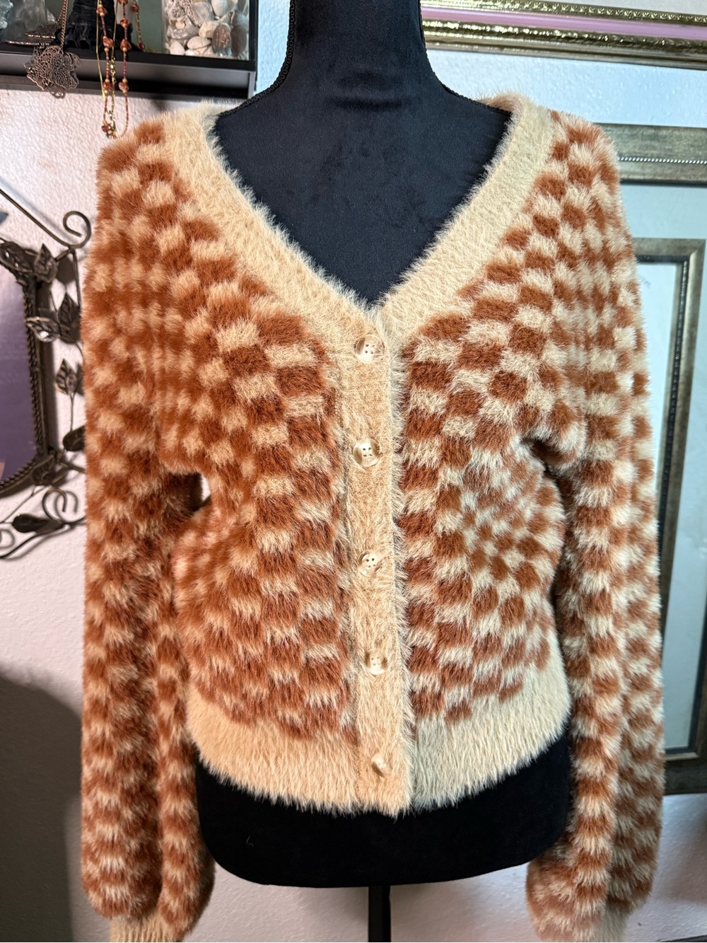 Hem & Thread Soft Fuzzy Checkerboard Cardigan Cropped Sweater Medium Beige Brown